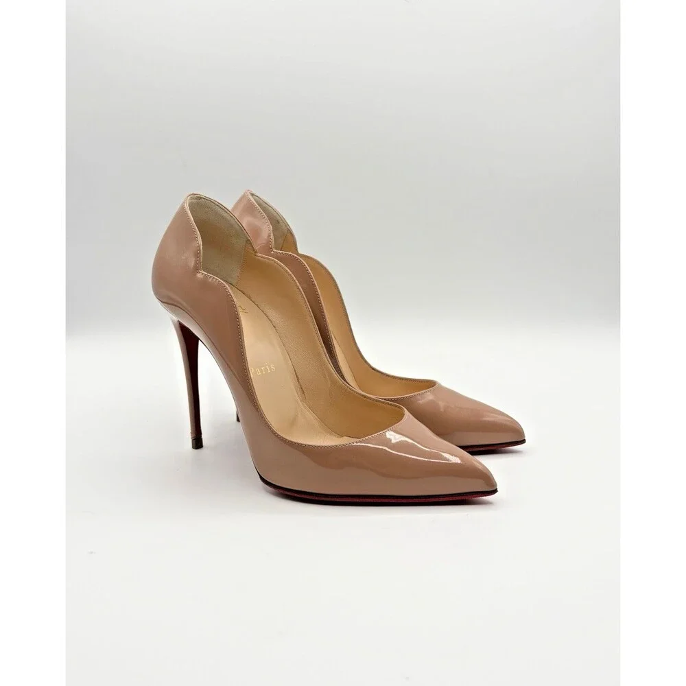 Christian Louboutin Hot Chick 100 Nude Patent Leather Stiletto Heels Size EU 37